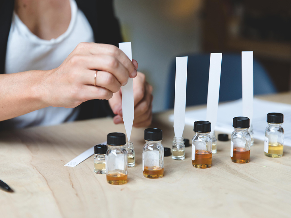 Perfume Laboratory Experimental Perfume Club